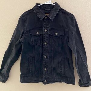 Black Pull&Bear Denim Jacket (Medium)